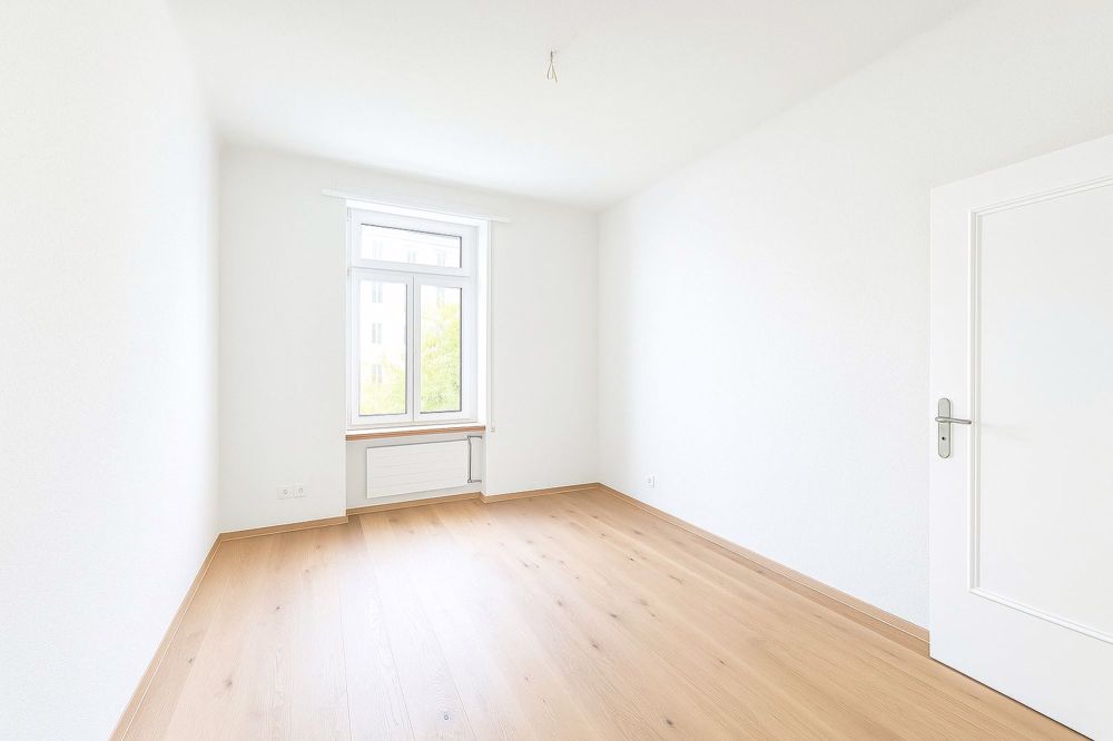 Erstvermietung einer traumhaften 5-Zimmer-Altbauwohnung nach kompletter Renovation - Bild 12