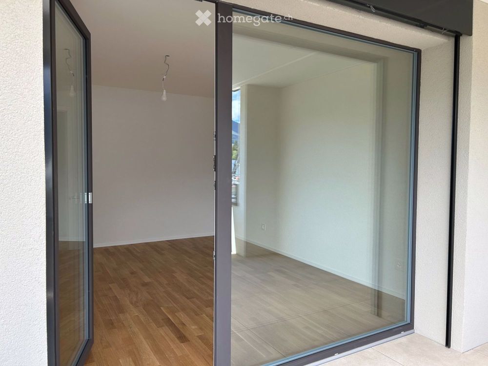 Neue 2.5-Zimmer-Wohnung mit Bergblick - Bild 2