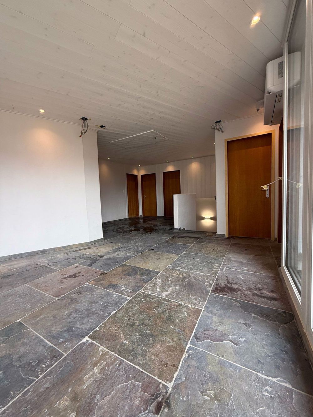 Ihre neue Aussicht... Erstvermietung 4.5 Zi-Wohnung nach Gesamtsanierung - Bild 5