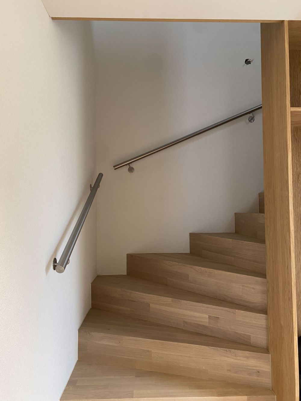 5.5-Zimmer-Maisonettewohnung mit Dachterrasse - Treppenaufgang