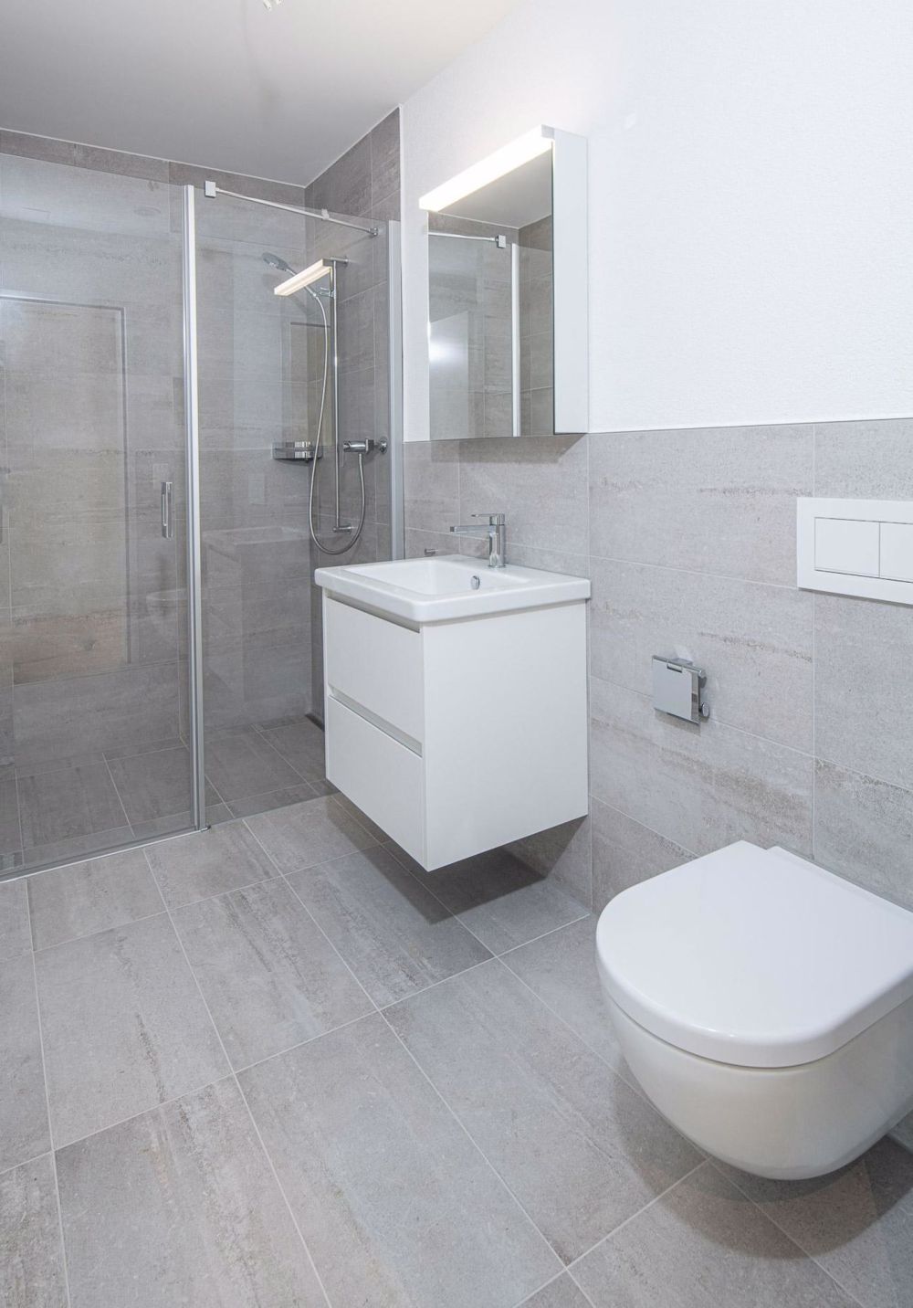 Schöne moderne 3.5 Zimmer-Wohnung in Neuhausen! - Bild 8