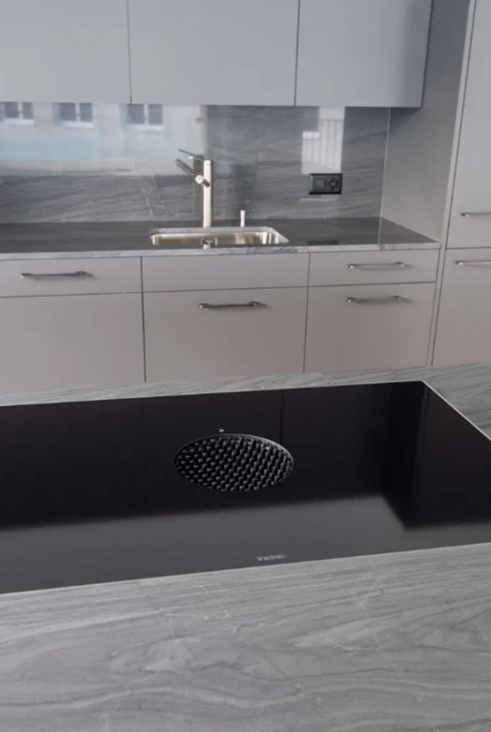 Wohnen mit Garten in Stachen: 3.5 Zimmer, hochwertiger Ausbau und Haustiere willkommen - Bild 2