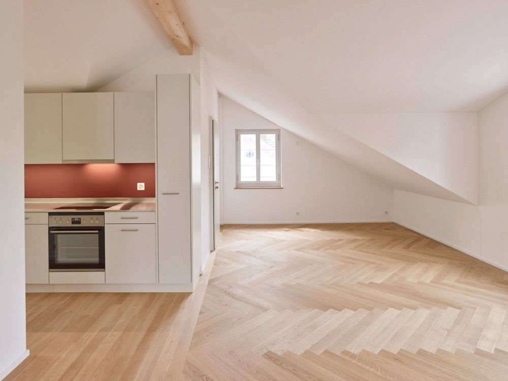 Erstbezug - stilvolle, kernsanierte 3.5-Zimmer-Dachwohnung - Bild 3