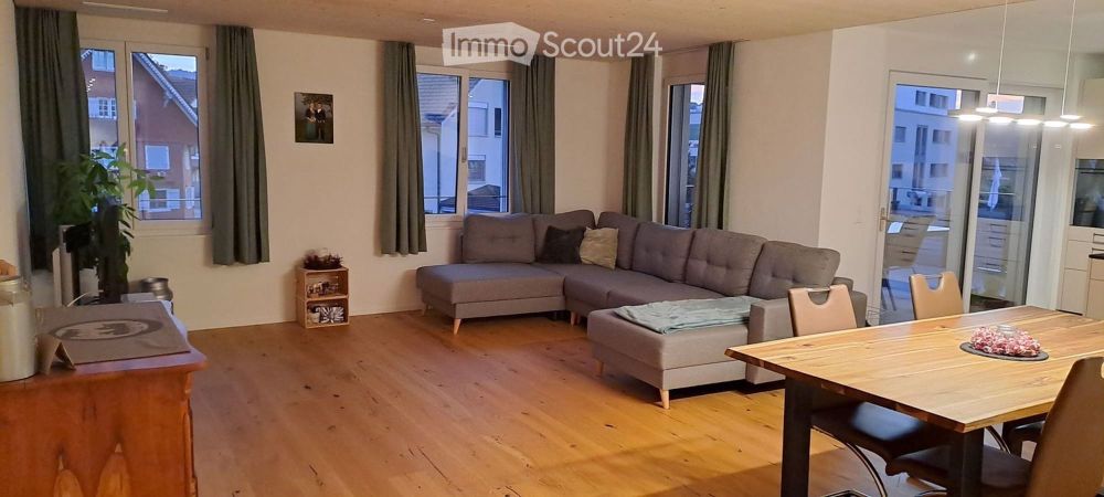 Moderne 4.5-Zimmer-Neubau-Wohnung in Lömmenschwil - Bild 3