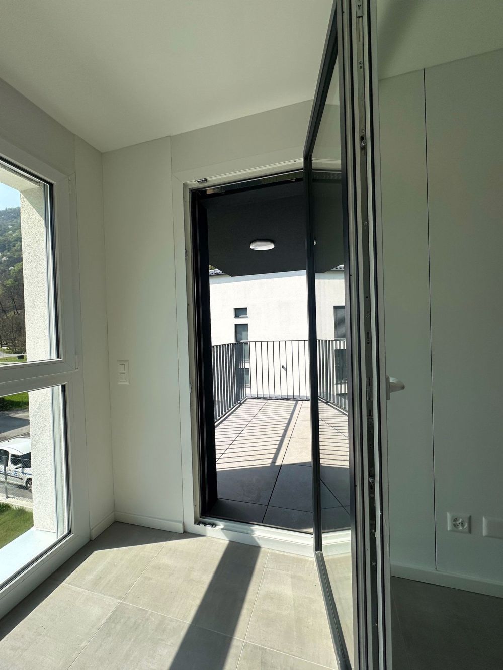 Appartamento 2.5 Camere con ampio Balcone - Bild 5