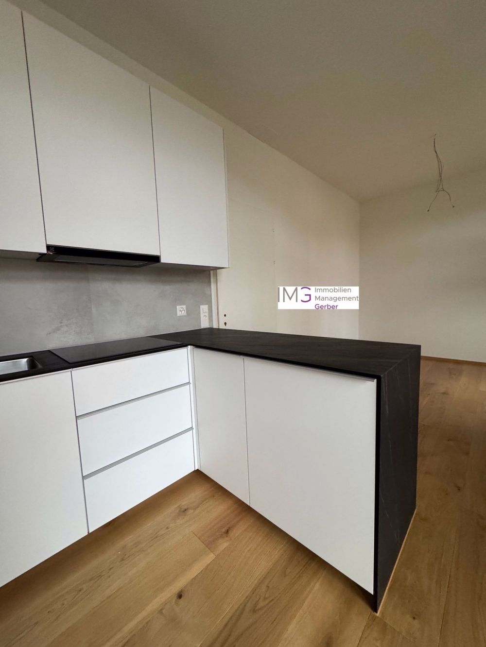 Moderne 3.5 Zimmer Etagenwohnung zentral gelegen - Bild 10