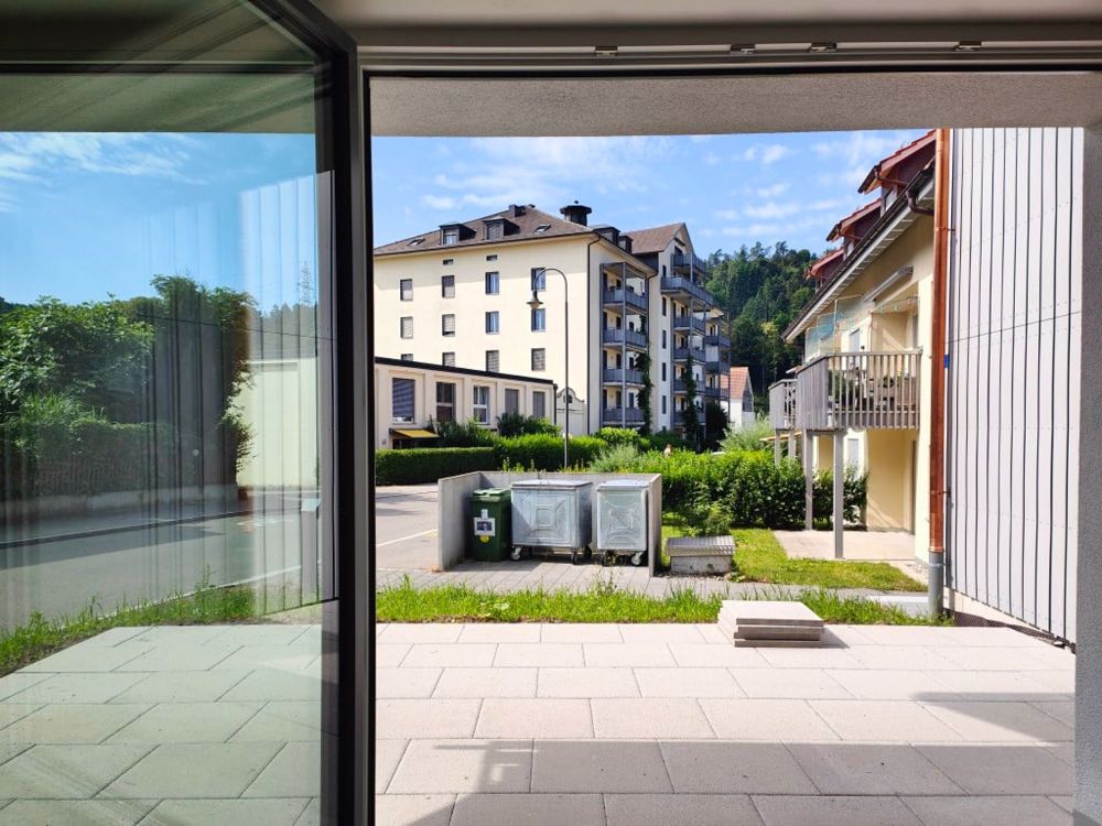 Stilvolle Neubauwohnung mit Gartensitzplatz im Herzen von Glattfelden - Ansicht_Sitzplatz