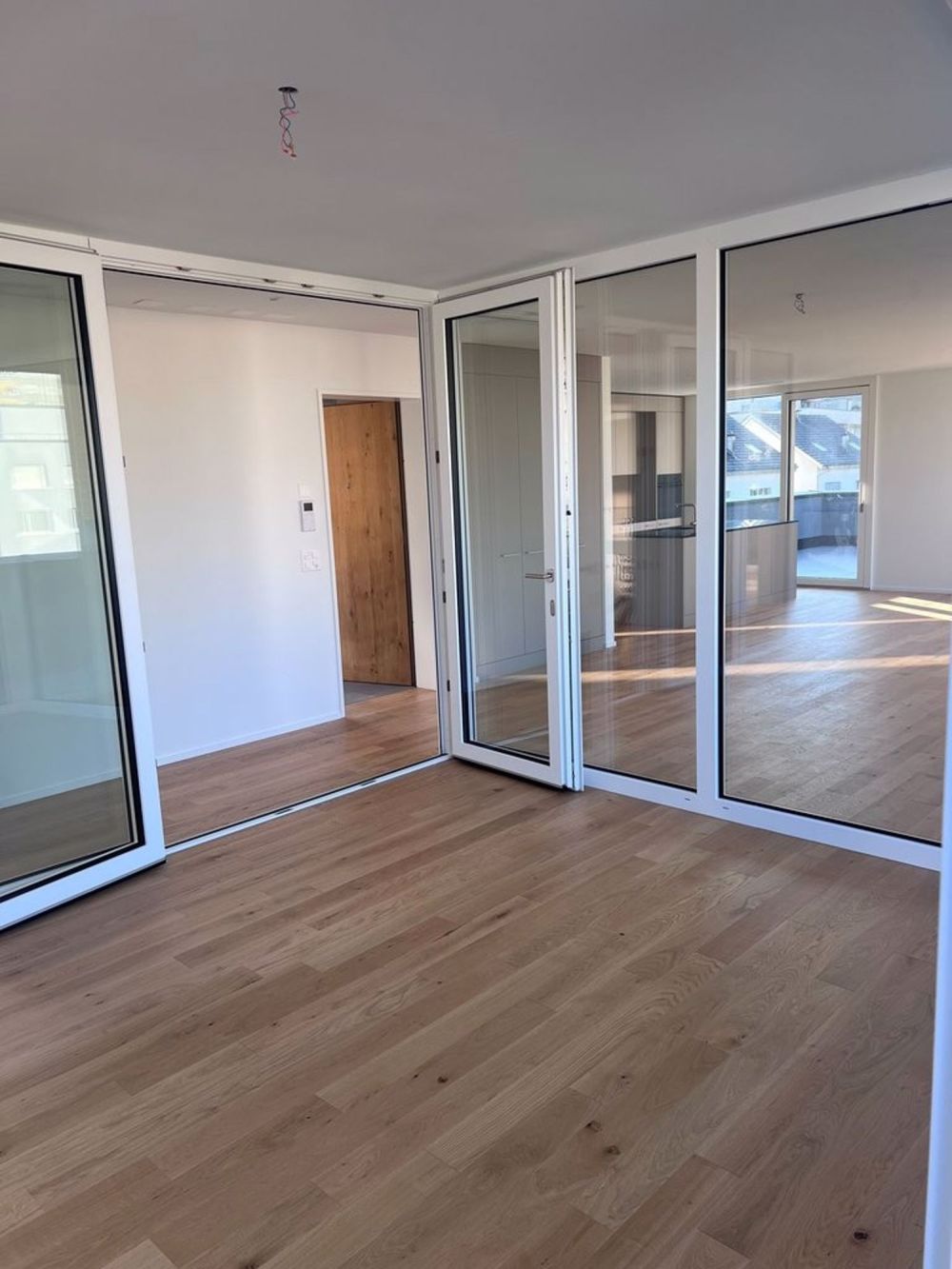 Exklusive Attika Wohnung mit Aussicht - Bild 7