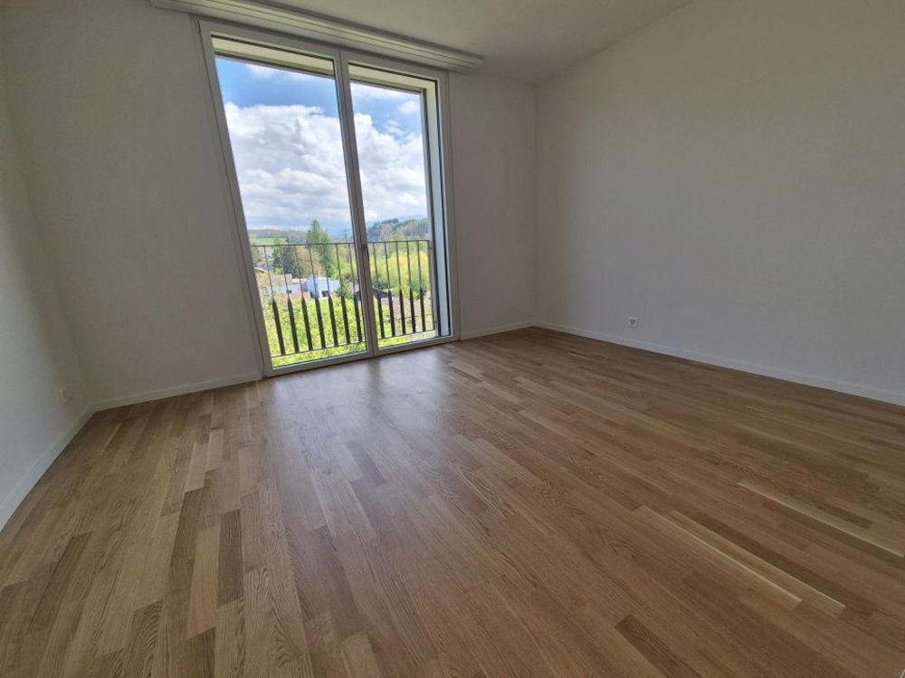 Zu vermieten in Marly: Neues 2.5-Zimmer-Apartment im letzten Stock mit freier Sicht - Bild 5