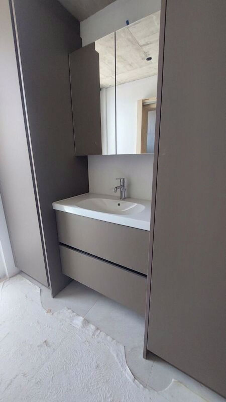 Magnifiques chambres individuelles avec salle de douche et dressing privatifs - Bild 1