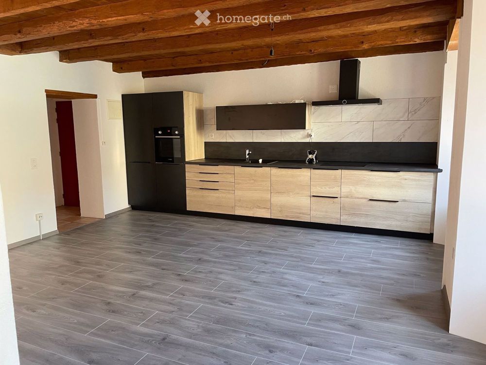 Magnifique appartement de 4,5 pièces à Travers, Val-de-Travers - Bild 1