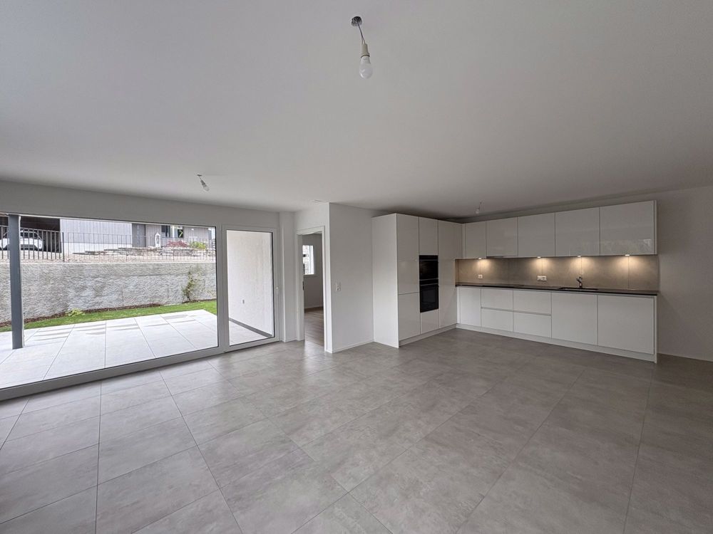 Schöne 3,5-Zimmer-Wohnung in ruhiger Lage mit schöner Terrasse - Bild 1