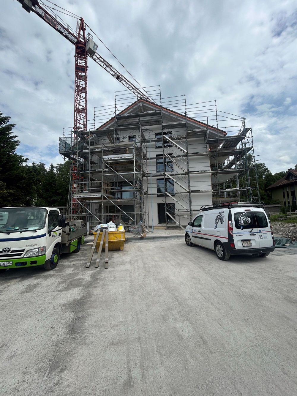 ERSTVERMIETUNG: Traumhafte Wohnungen im ruhigen, ländlich geprägten Thierachern bei Thun - Bild 2