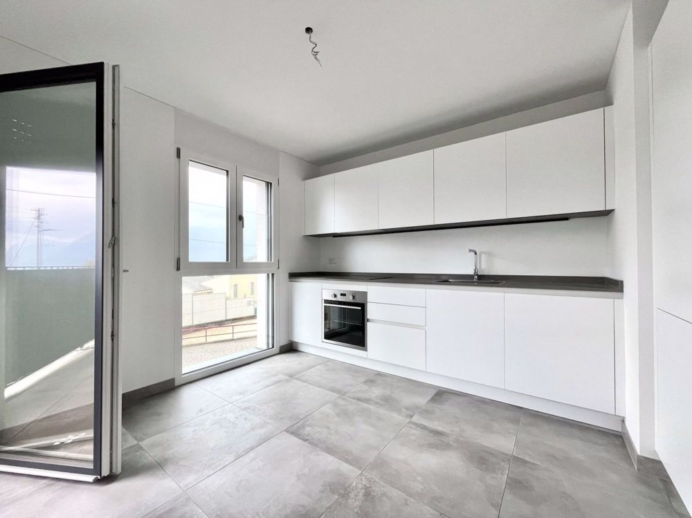 AFFITTASI NUOVO 1.5 LOCALI CON TERRAZZO A LUGANO TESSERETE - Bild 1