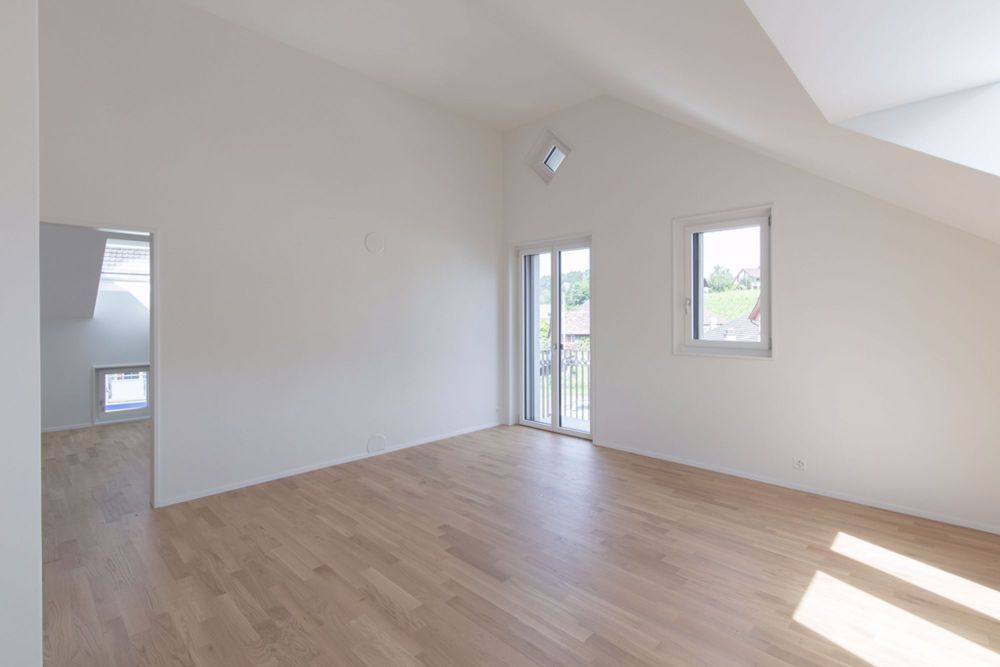 Helle 3.5 Zimmer-Dachwohnung - Ihr Wohnglück beginnt hier! - 006A6530.jpg