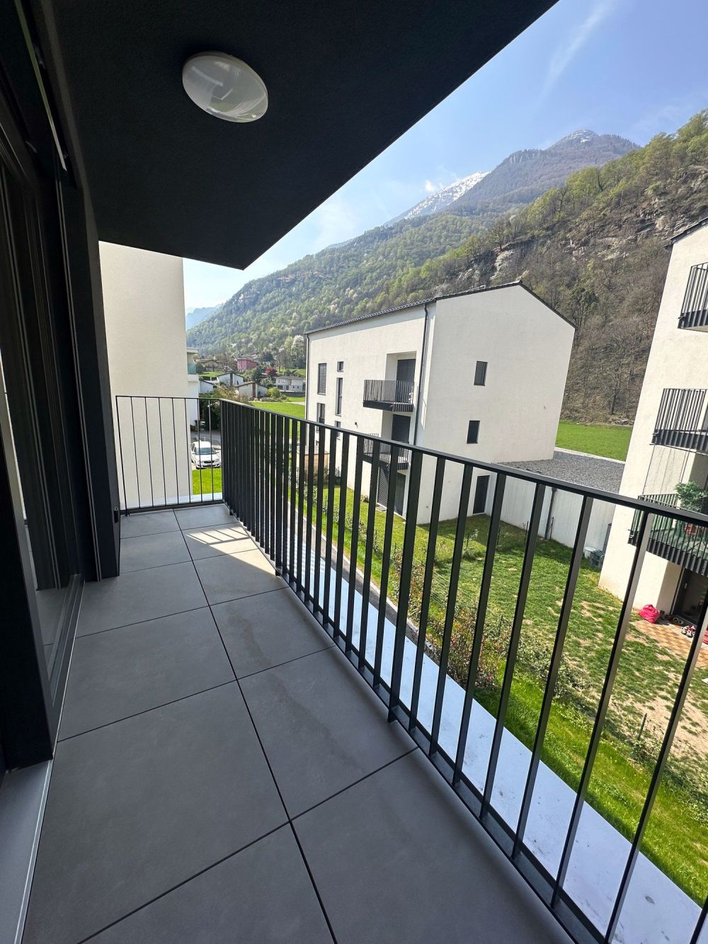 3.5 Camere con balcone vis a vis - Bild 2