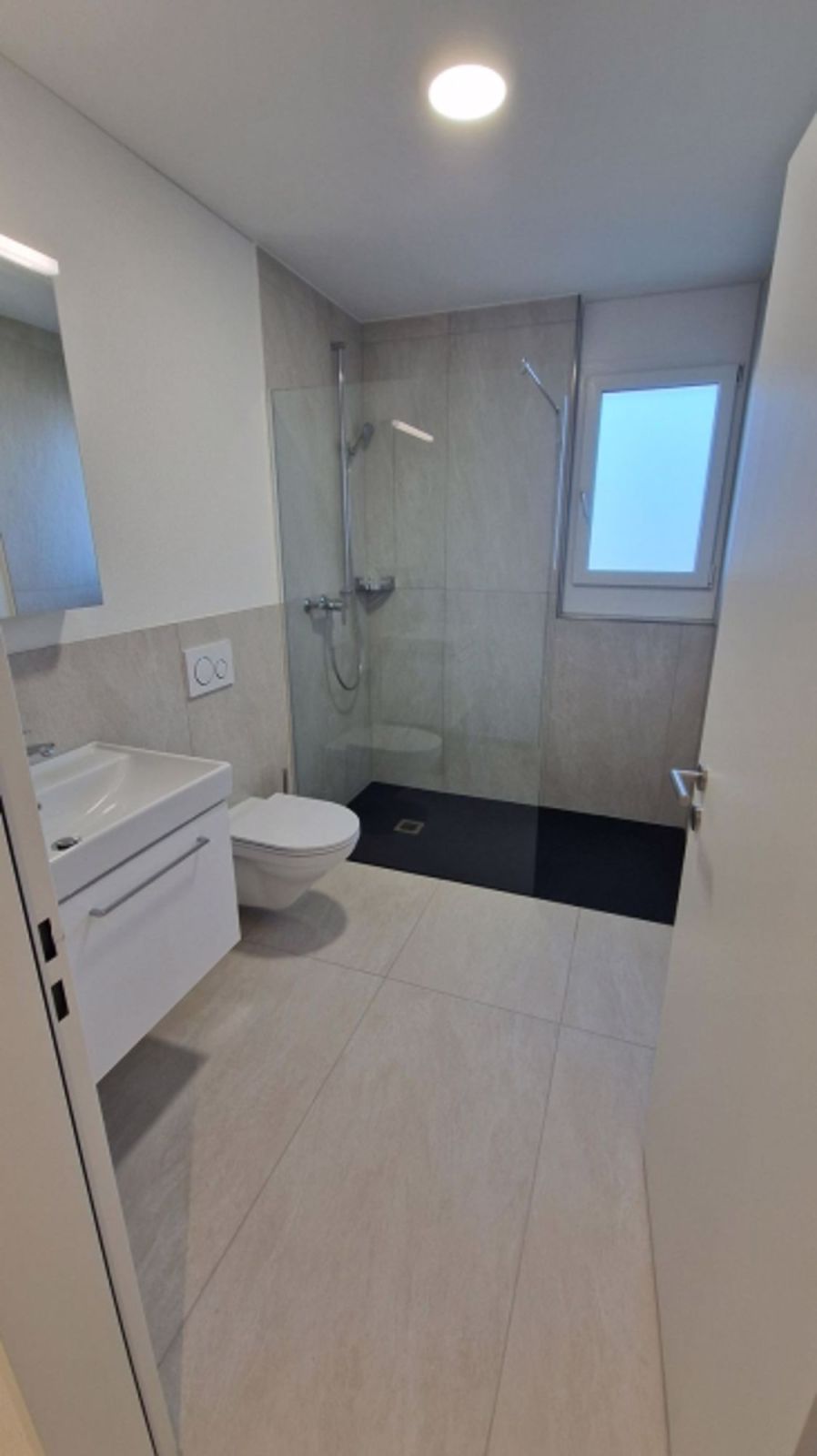 3.5 Zimmerwohnung in Neubau - Bild 8