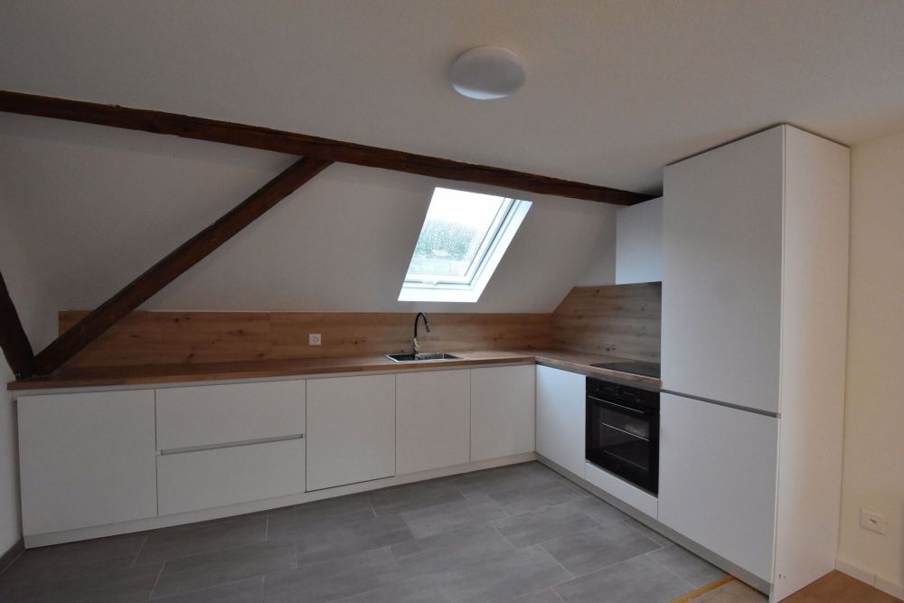 Gemütliche 2 Zimmer-Dachwohnung! - Bild 2