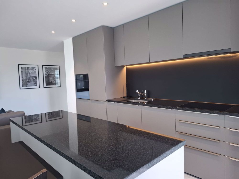 70m2 MOBILIERTES Modernes 2,5-Zimmer-Apartment in Dübendorf, NEU gebaut 2024 - Bild 3