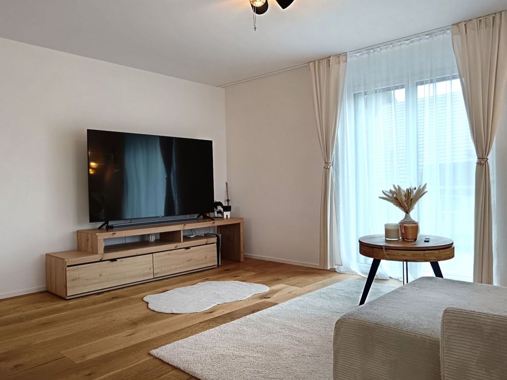 Wunderschöne 4.5-Zimmer-Wohnung mit Weitblick - Bild 2