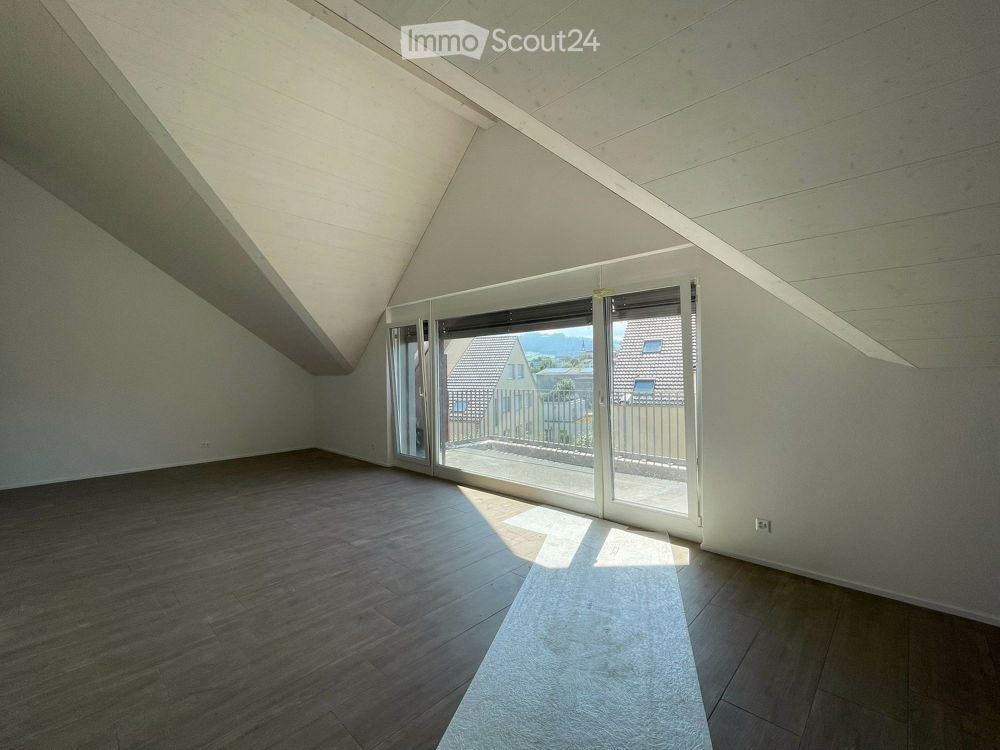 4.5-Zimmer Attikawohnung in Mörschwil mit Balkon und Garage / Erstvermietung - Bild 4