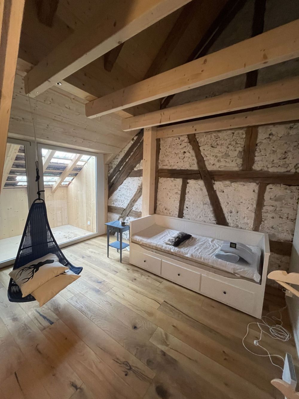 Hübsches Studio im historischen Rebstock mitten in Rüdlingen - Zimmer_rechte_Seite.jpeg