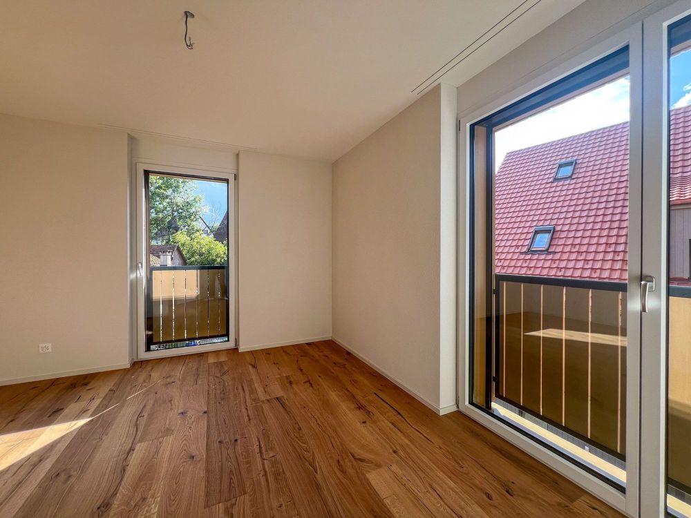 Erstbezug in 4.5-Zimmer-Wohnung mit hohem Wohnkomfort und Ausbaustandard - Bild 5