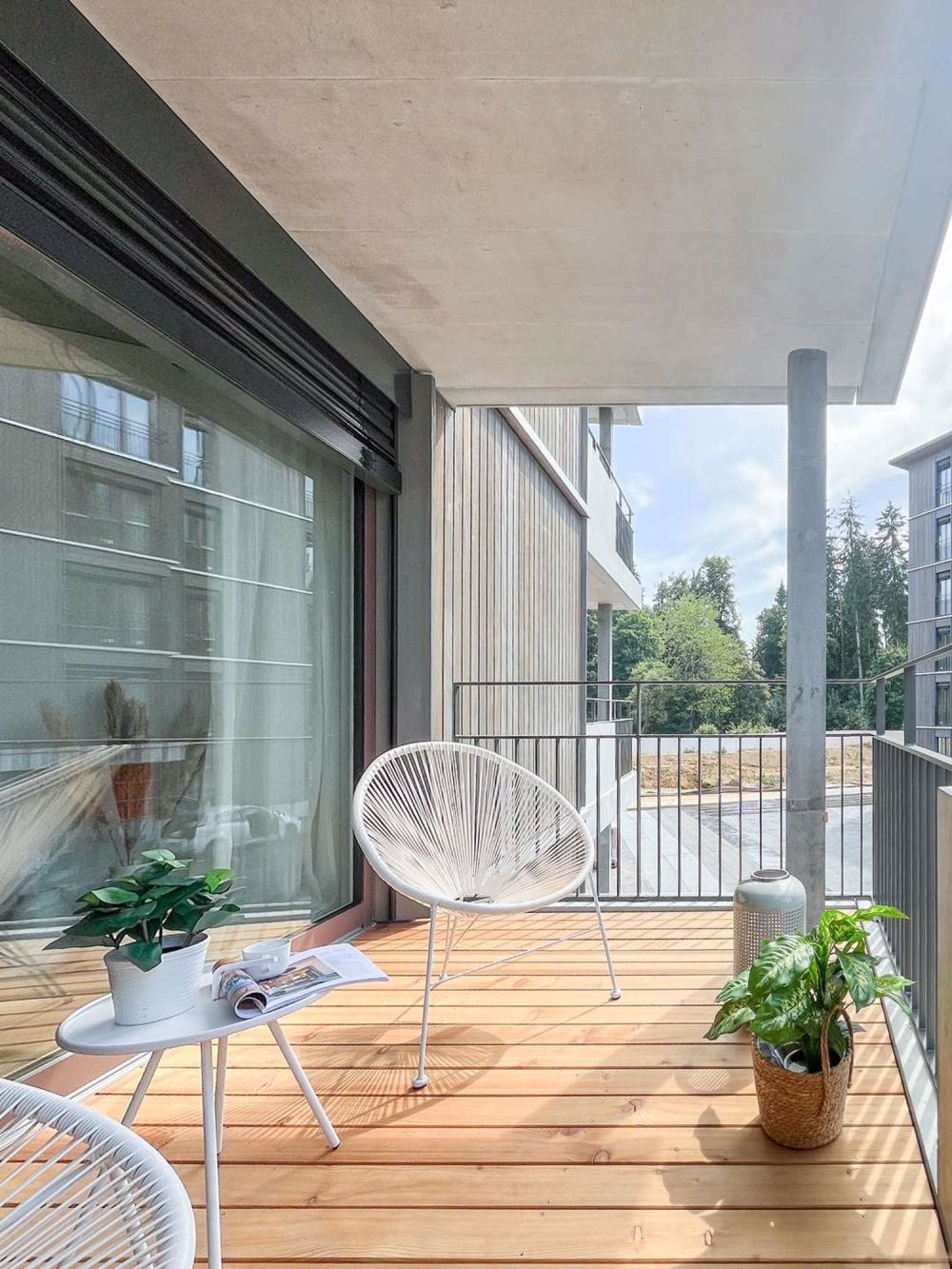 4.5-Zimmer Neubauwohnung in der Überbauung «7 Lerchen» - Ihr modernes Zuhause in Kloten - Lerchen Kloten_3.5 Zimmerwohnung_Aussenbereich_1