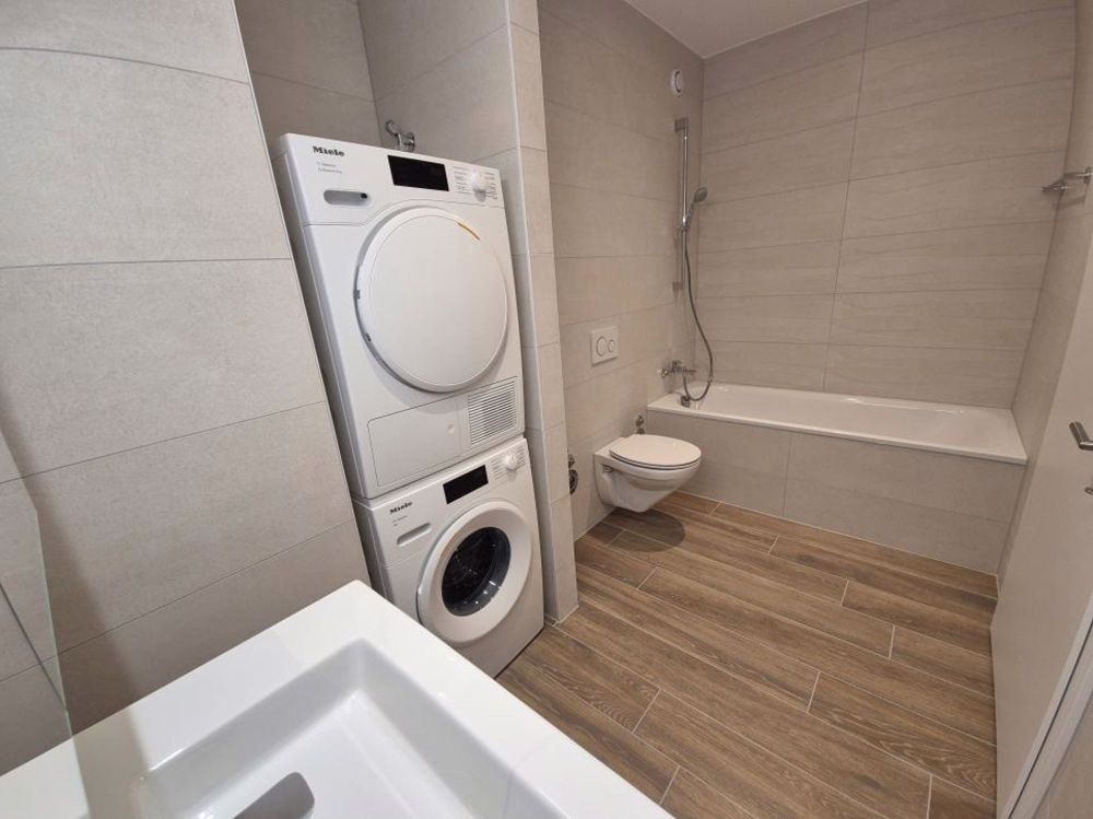 Im Herzen des Öko-Viertels in Marly: 5,5-Zimmer-Wohnung im letzten Stock mit zwei Balkonen - Bild 5