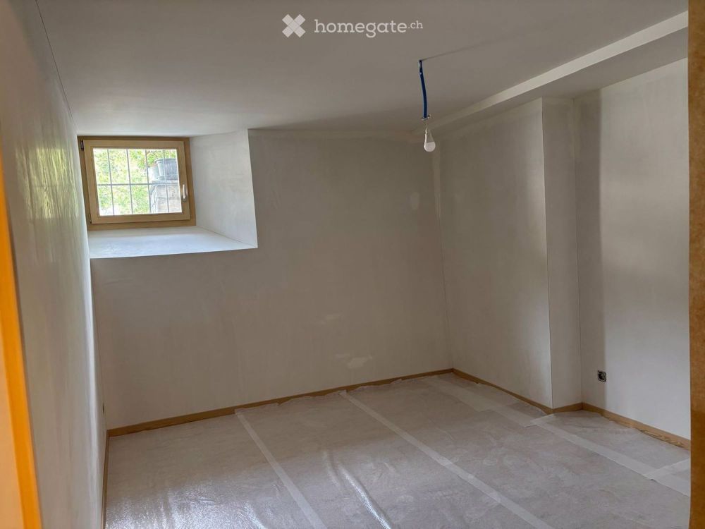 Moderne 5.5-Zimmer-Neubau-Wohnung in La Punt-Chamues-ch - Bild 8
