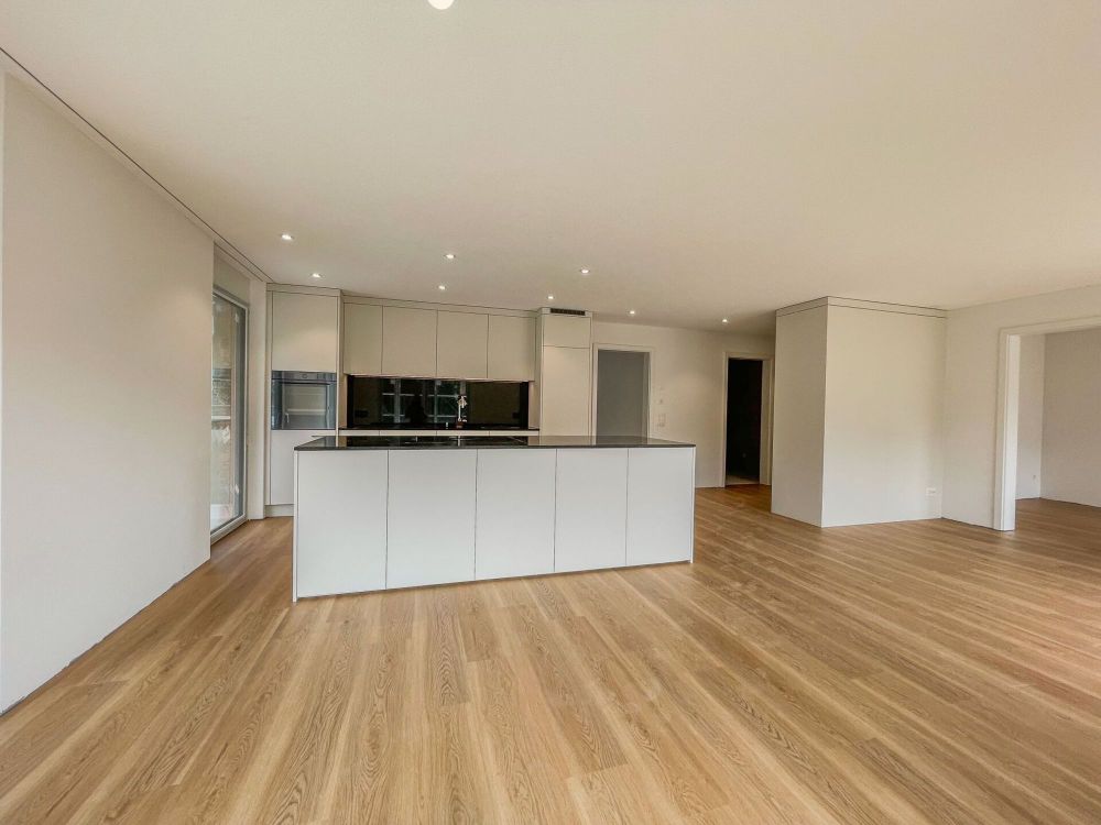 3½ Zi-Neubauwohnung im Erdgeschoss mit herrlicher Aussicht - Bild 2
