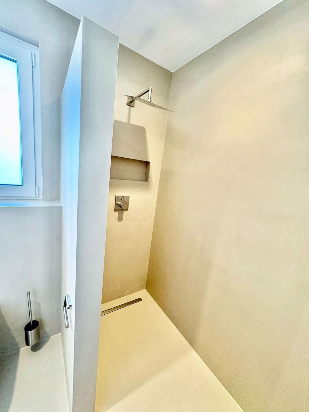 Hochwertige 4.5-Zimmer-Attikawohnung über den Dächern von Derendingen - Bild 11
