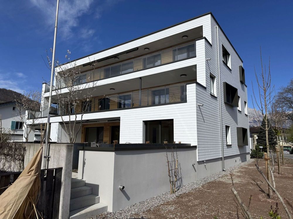 attraktive 4.5 Zimmer-Attikawohnung mit herrlichem Ausblick - Bild 1