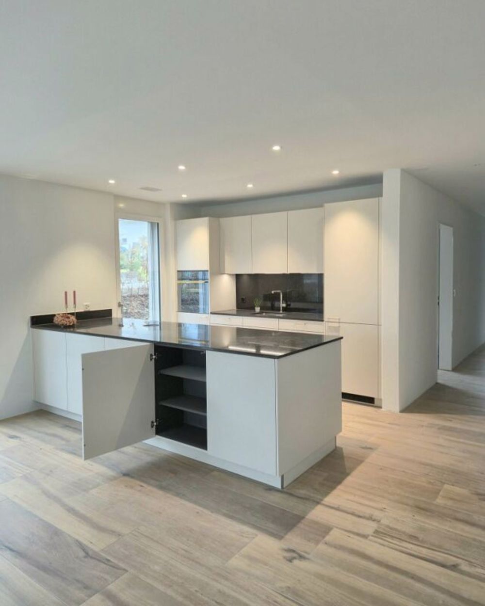 Stilvolle Neubauwohnung mit Wohlfühlfaktor - Bild 2