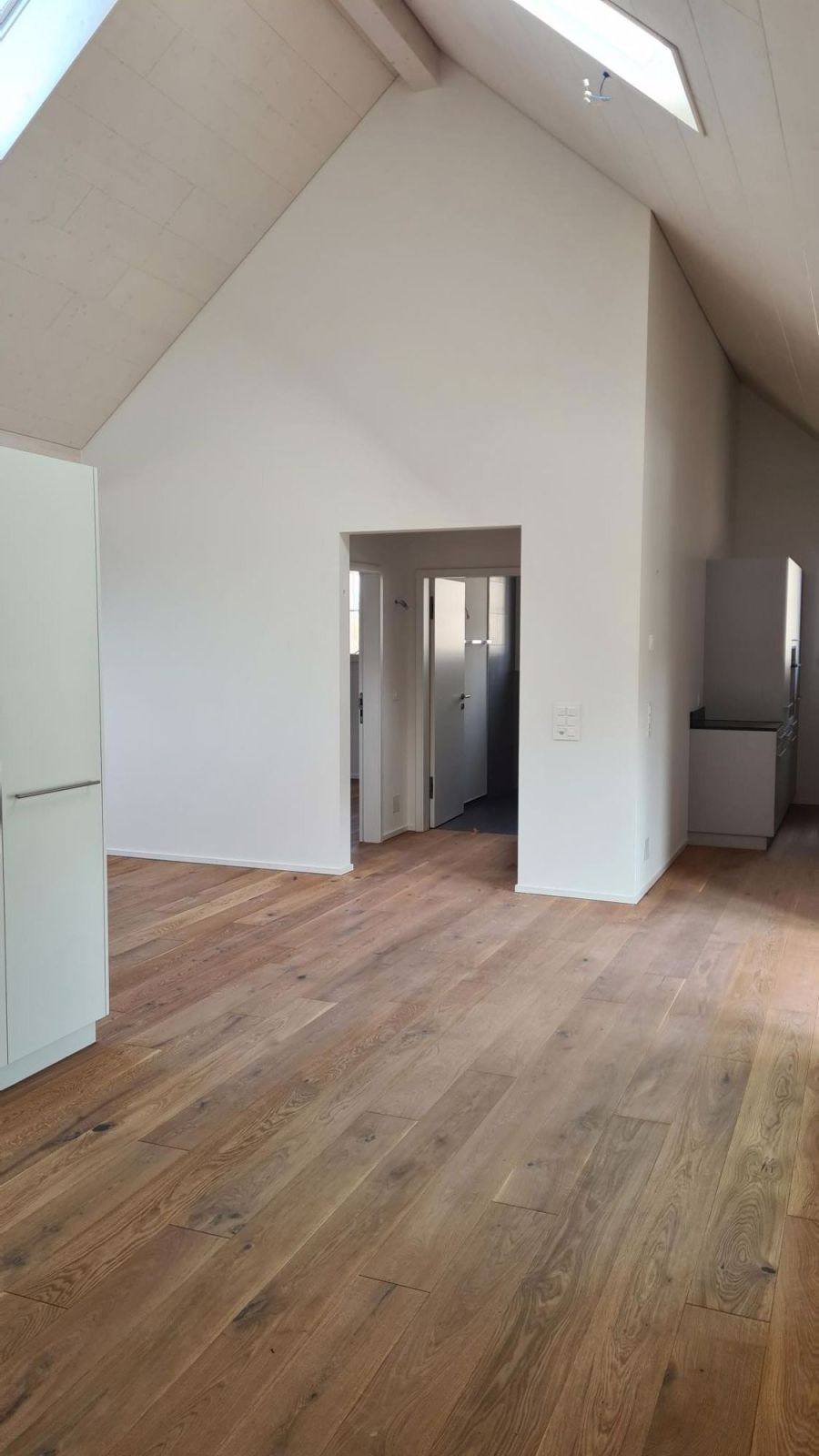 Tapetenwechsel fällig? 3.5 Zimmerwohnung in Hüttlingen TG - Bild 1