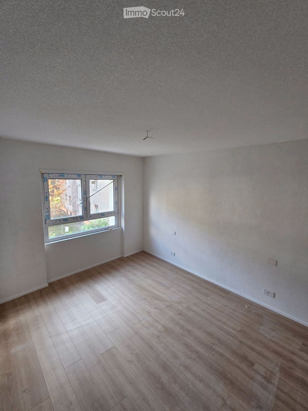 Wohnung in Erstbezug 2.5 Zimmer mit Waschküche - Bild 3