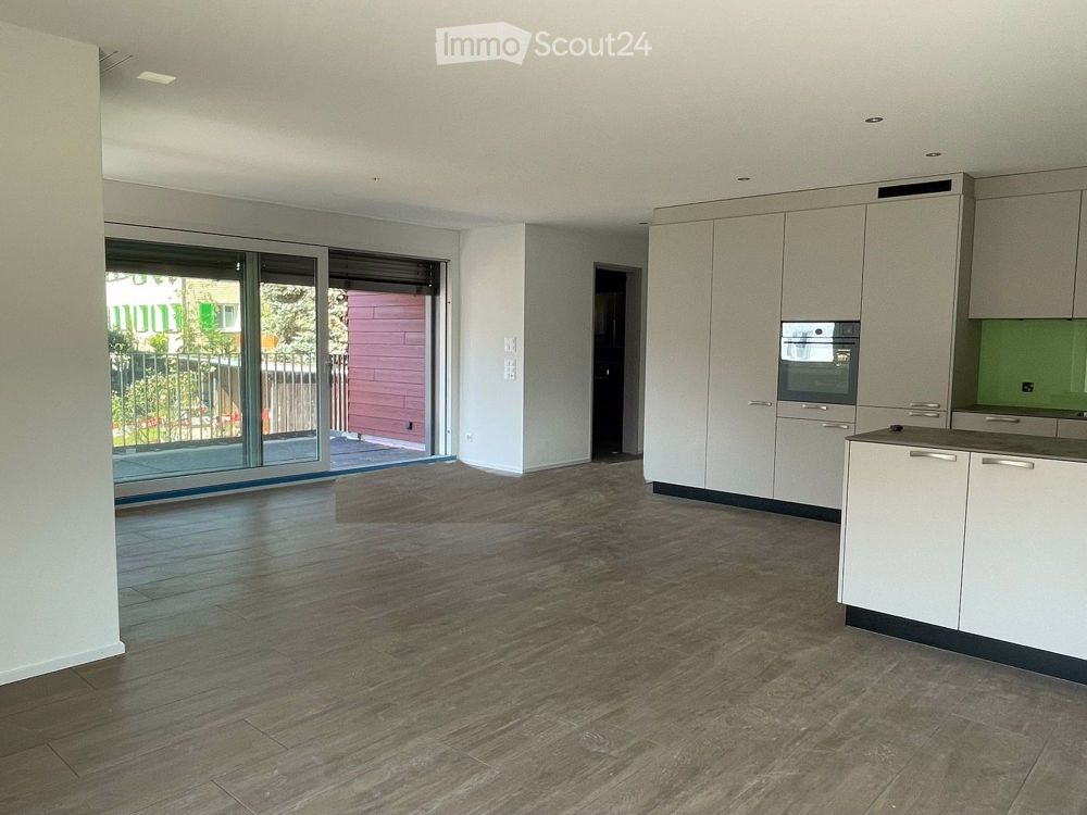 Moderne 2.5-Zimmer-Wohnung in Mörschwil mit Balkon und Garage - Bild 7
