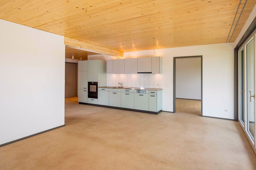 Erstbezug - Wohnen im Alter ab 55 Jahren - Wunderschöne 3.5-Zi Wohnung - moderne Einbauküche