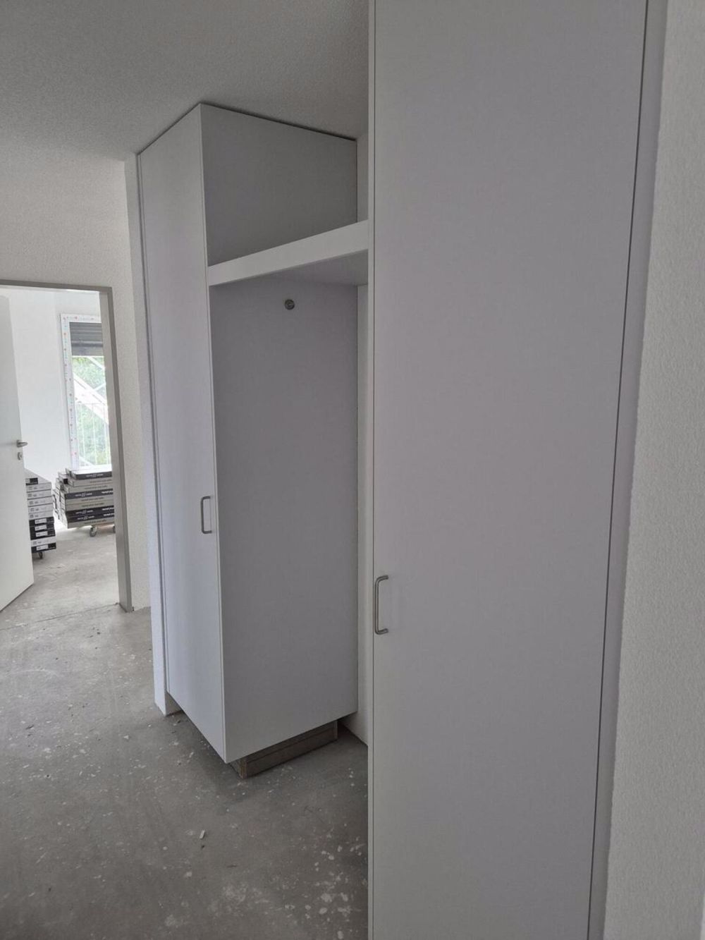 Erstvermietung - schöne Wohnung mit Eigentumsstandard - Garderobe