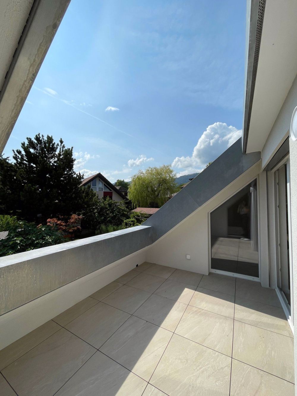 Neubau - Prächtige 3,5-Zimmer-Wohnung in Champagne - Bild 10
