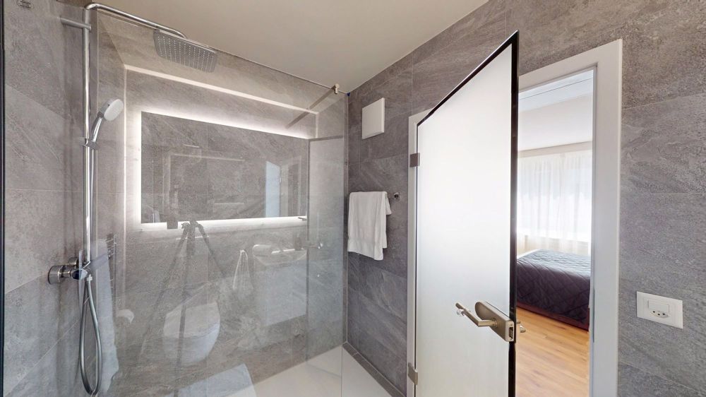 Erstvermietung nach Komplettsanierung – Exklusive Maisonette im Stadtzentrum - Bild 5