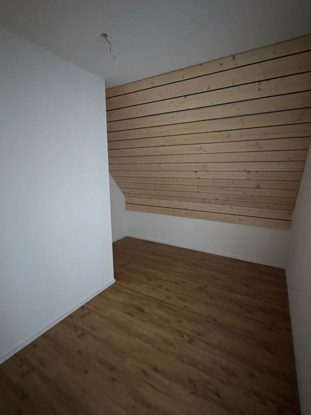 Neue 2.5-Zimmer-Wohnung in Coeuve - Bild 10