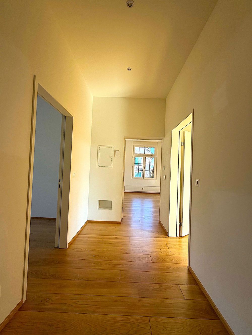 Moderne 3.5 Zimmer Etagenwohnung zentral gelegen - Bild 5