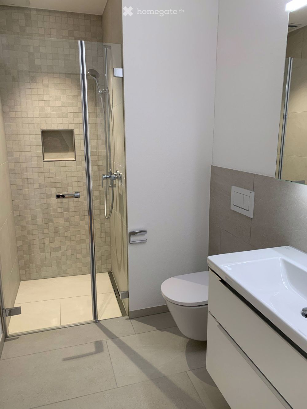 Moderne 4.5-Zimmer-Neubau-Wohnung mit grossem Balkon - Bild 11