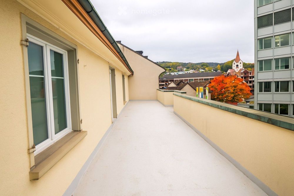Traumhafte Dachwohnung mit grosser Terrasse - Bild 6