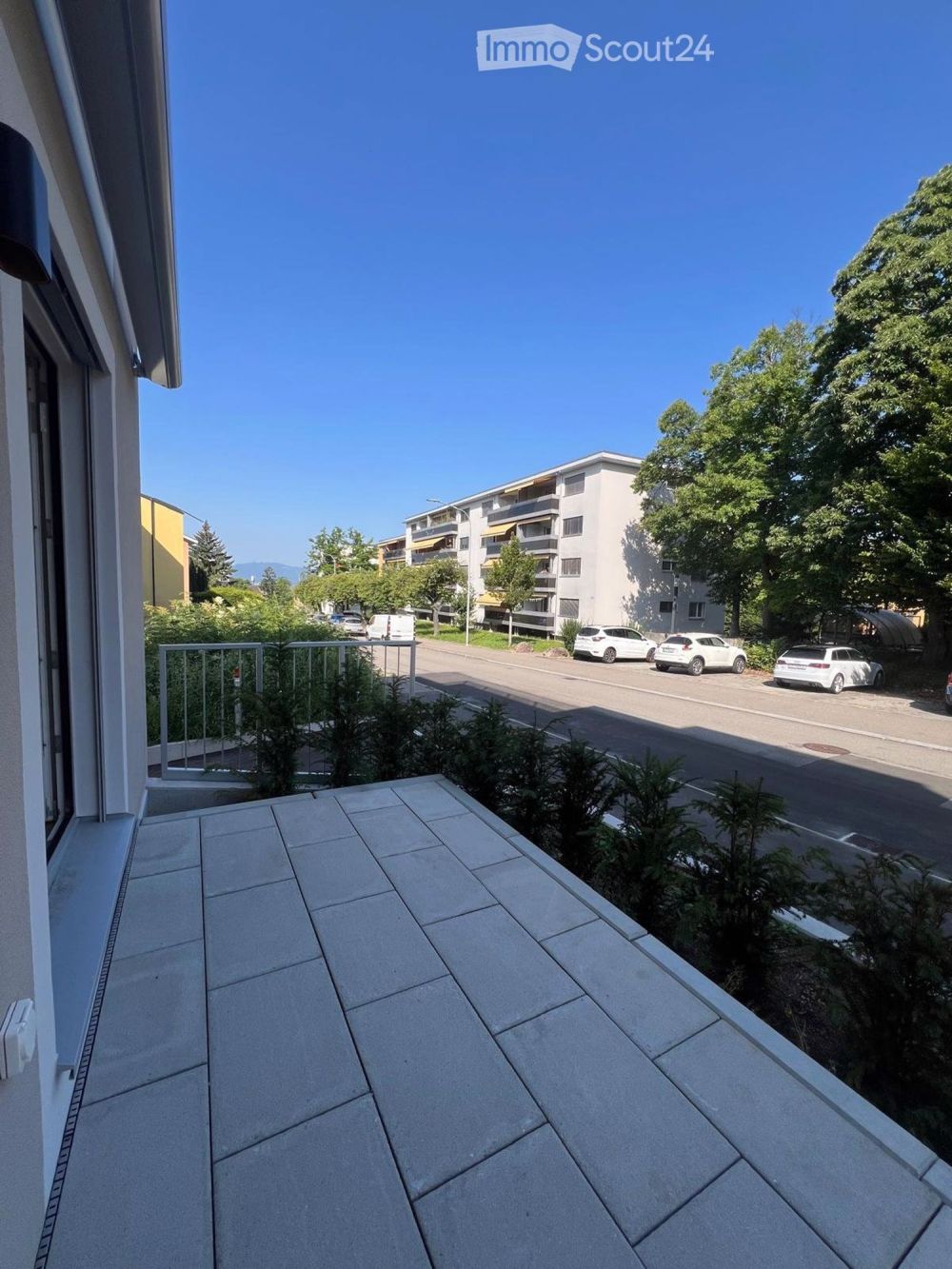 Stilvoll wohnen mit Gartenfeeling – moderne 3.5-Zimmerwohnung in Zürich-Witikon - Bild 12