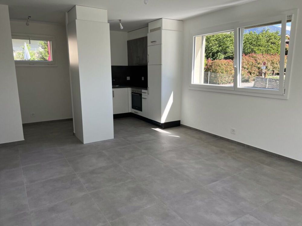 Appartement récent de 3 pièces - Bild 1