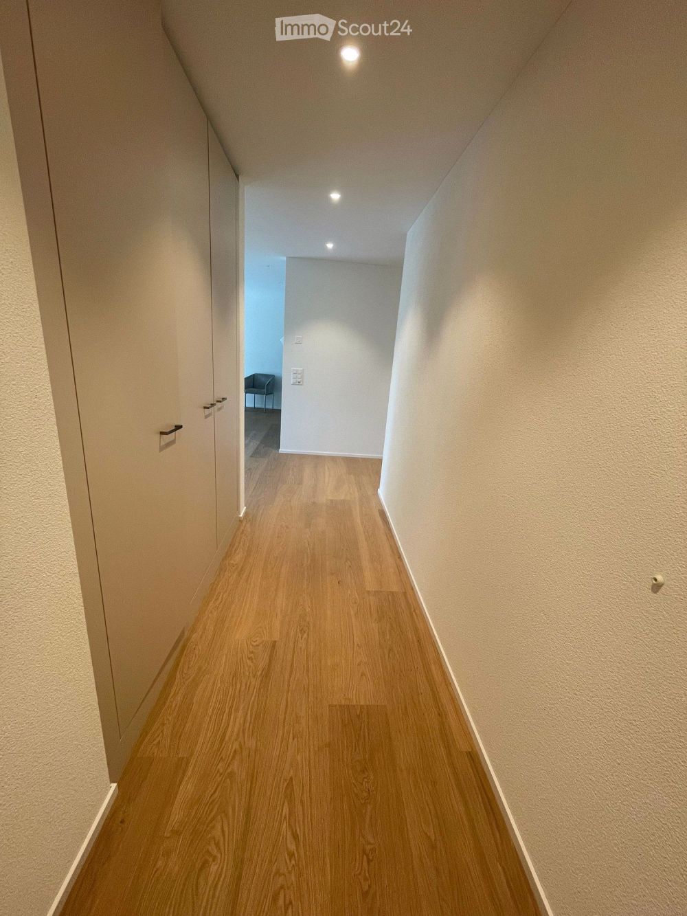 Online-Besichtigungen möglich - Moderne 2.5-Zimmer-Neubau-Wohnung mit grosser Terrasse - Bild 1