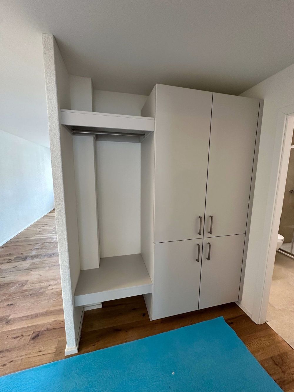 Neuwertige moderne 3.5-Zimmer-Wohnung mit eigenem Waschturm - Bild 7