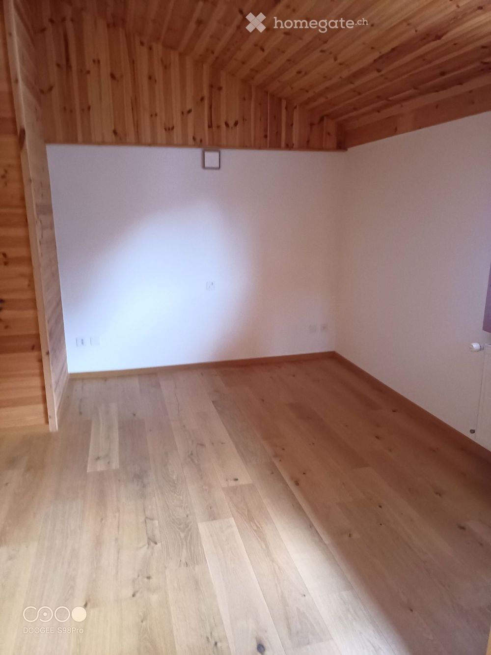 Charmante maison de 110m2 sur deux étages à louer à Niouc avec vue panoramique - Bild 4